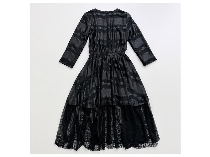 Autre Marque We Are Kindred Vestido Midi con Encaje Negro - vista 5