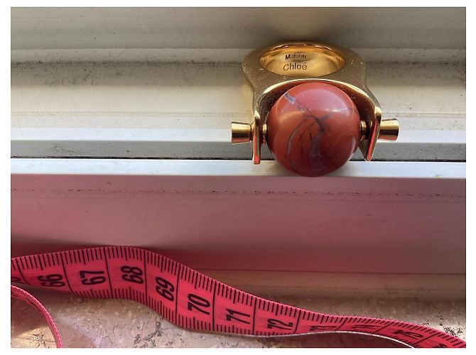 Chloé Ring mit braunem Marmorstein in Goldoptik Rot Golden - Ansicht 2