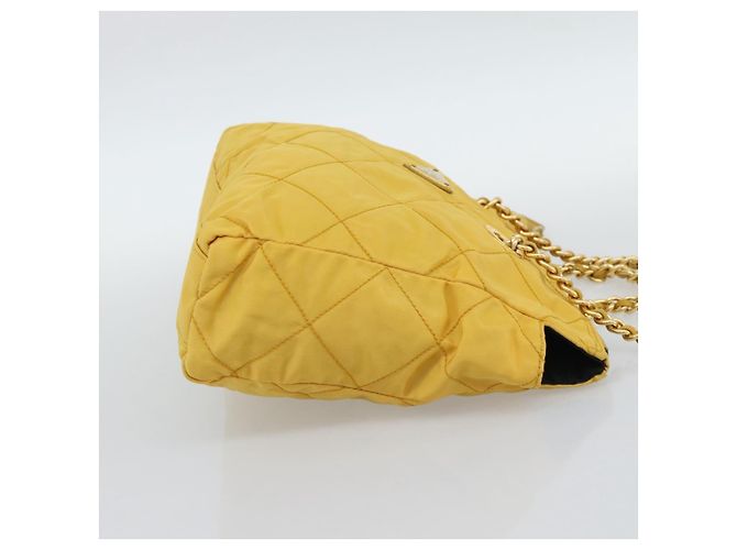 Borsa a Spalla con Catena PRADA Nylon Giallo Oro Auth 190869A D'oro - vista 4