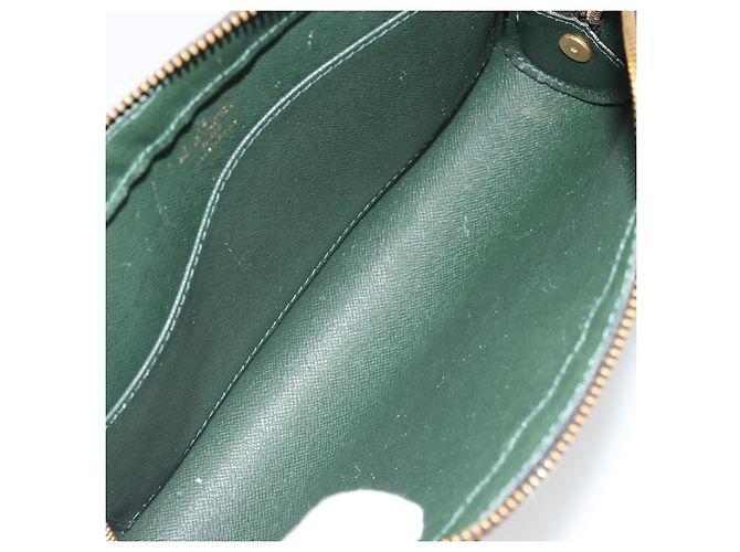 LOUIS VUITTON Clutch Taiga Baikal Epicea M30184 LV Auth BA13916 - vista 10