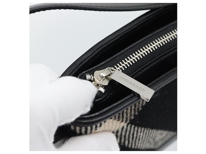 Borsa a tracolla BURBERRY Nova Check in tela nero argento Auth 191335V - vista 9