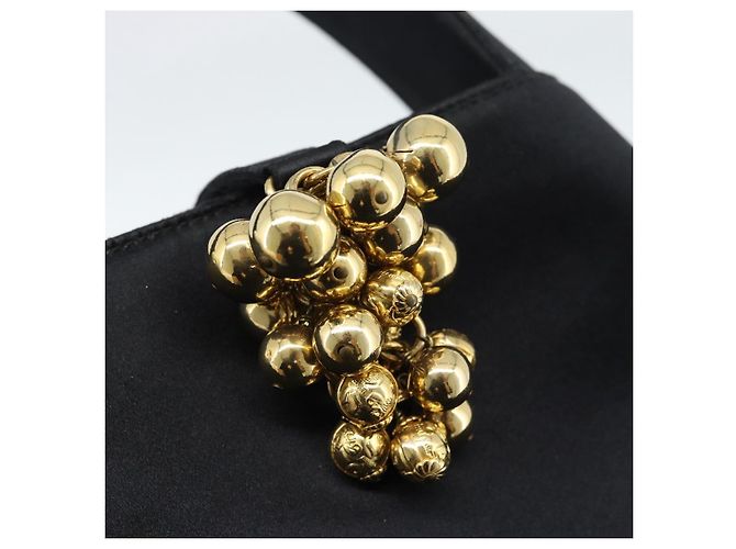 Borsa a mano Salvatore Ferragamo in raso nero e oro Auth 190618 D'oro - vista 17