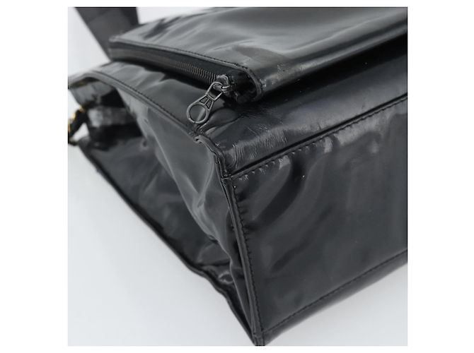 Borsa Tote CHANEL in vernice nera con CC dorato Auth BA14016 Nero D'oro - vista 16
