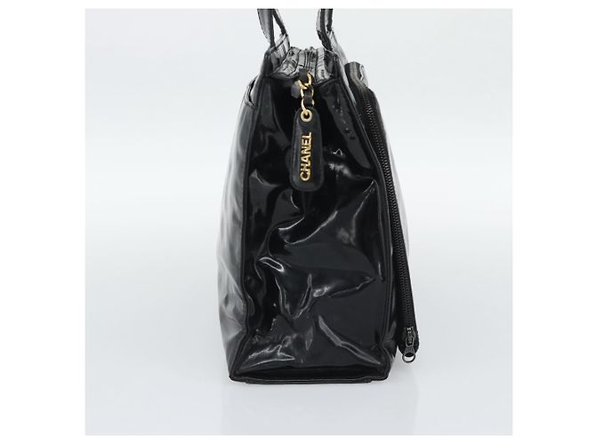 Borsa Tote CHANEL in vernice nera con CC dorato Auth BA14016 Nero D'oro - vista 3