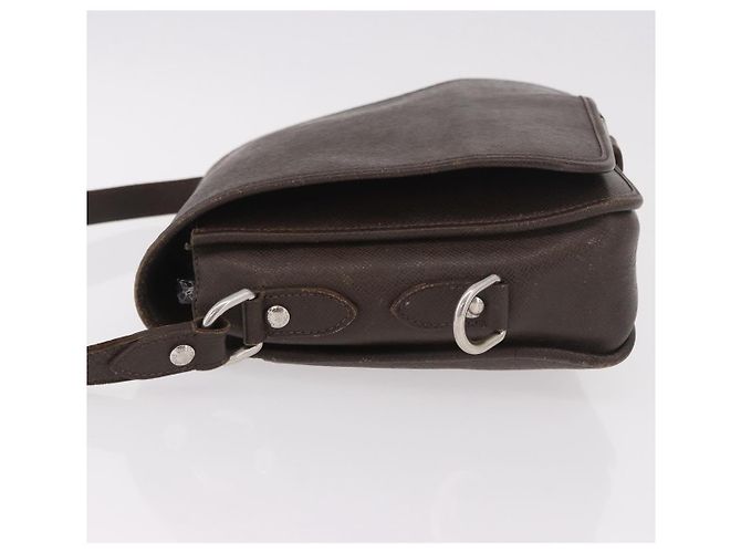 LOUIS VUITTON Bolsa de Ombro Taiga Andrei Grizzly M32488 LV Auth ka5136 Marrom - vista 4