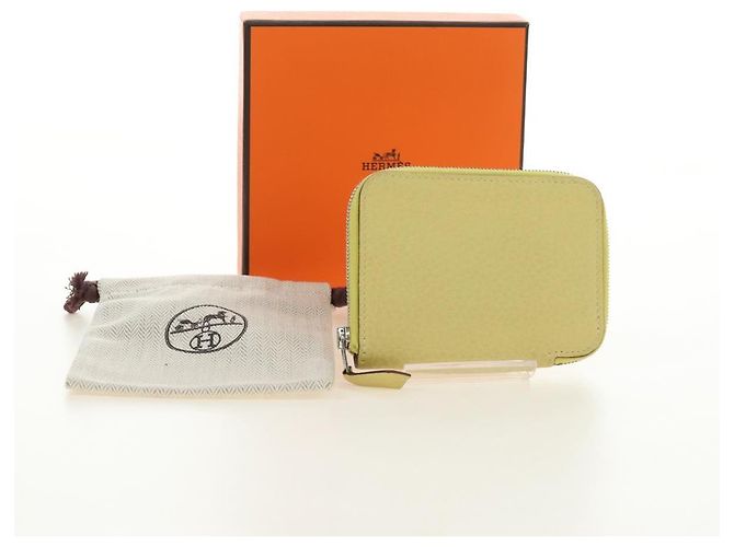Hermès Portafoglio monete HERMES in pelle Taurillon Clemence Giallo Auth 190522M - vista 12