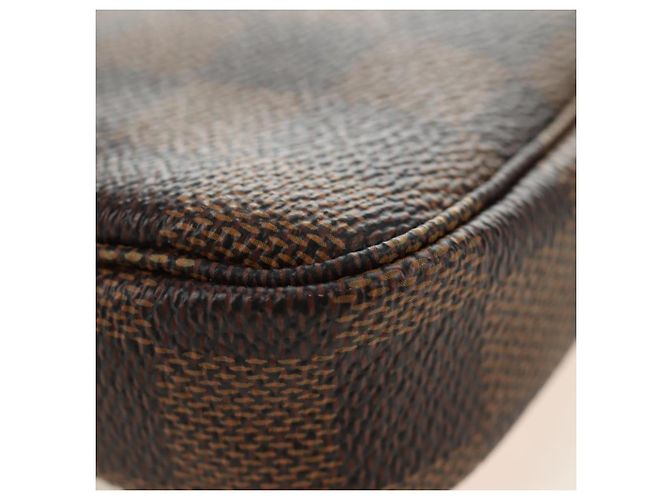LOUIS VUITTON Damier Ebene Vivienne Mini Pochette Accessoires Auth 190175M - vista 17