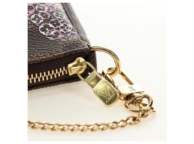 LOUIS VUITTON Damier Ebene Vivienne Mini Pochette Accessoires Auth 190175M - vista 9