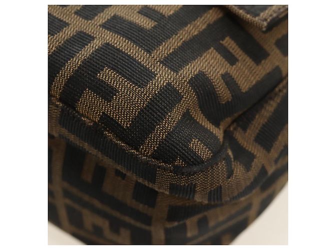 FENDI Zucca Canvas Mamma Baguette Shoulder Bag Marrone Nero Autentica BA13813V - vista 16