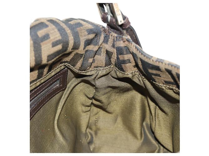 FENDI Zucca Canvas Mamma Baguette Shoulder Bag Marrone Nero Autentica BA13813V - vista 22