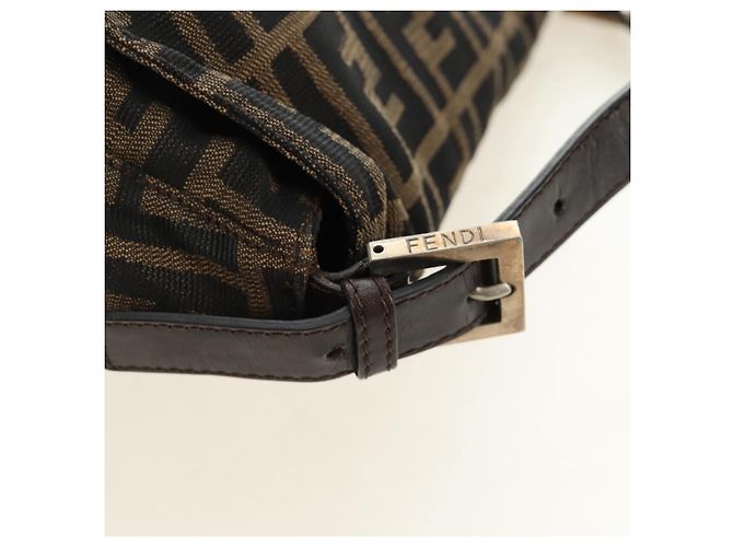 FENDI Zucca Canvas Mamma Baguette Shoulder Bag Marrone Nero Autentica BA13813V - vista 8