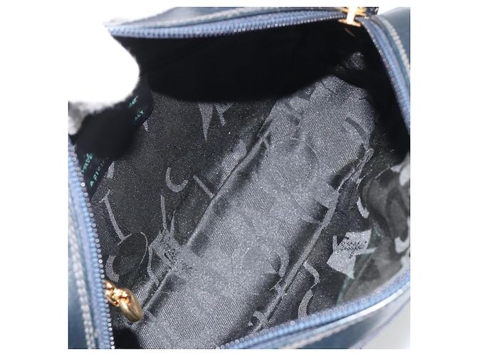 Borsa a Spalla Salvatore Ferragamo Vala in Pelle Nera e Oro Auth BA13929 Nero D'oro - vista 11