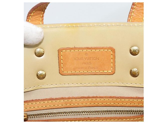LOUIS VUITTON Monogram Vernis Reade PM Hand Bag Beige M91144 LV Auth BA13915 - view 10