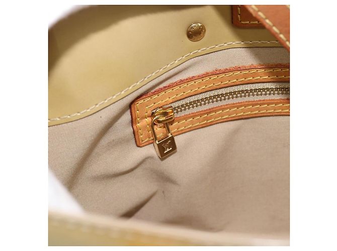 LOUIS VUITTON Monogram Vernis Reade PM Hand Bag Beige M91144 LV Auth BA13915 - view 19