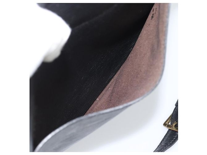 Borsa a Spalla LOUIS VUITTON Epi Saint Cloud GM Nera M52192 LV Auth 191506 Nero - vista 12