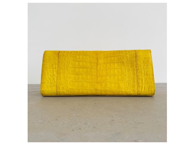 Nancy Gonzalez Clutch in coccodrillo giallo - vista 5