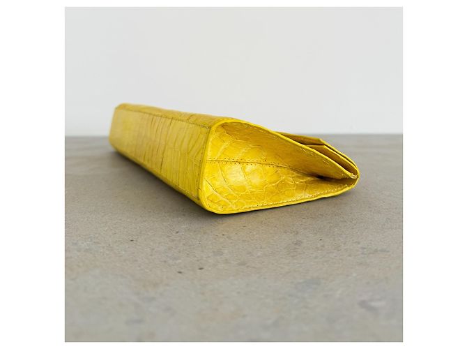 Nancy Gonzalez Clutch in coccodrillo giallo - vista 6