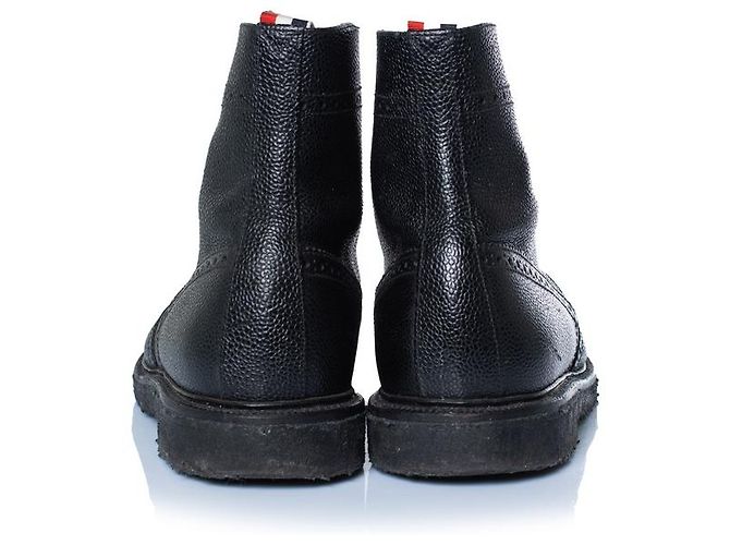 Thom Browne, botas wingtip en piel granulada negra Negro - vista 3