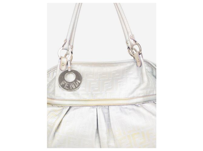 Fendi 2000s Iridescent Ombre Zucca Monogram‚Chef‘ Handtasche Silber - Ansicht 4