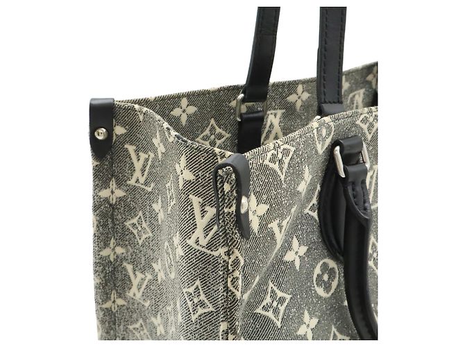 Borsa Louis Vuitton Monogram Jacquard Denim OnTheGo MM Nero Monogramma - vista 8