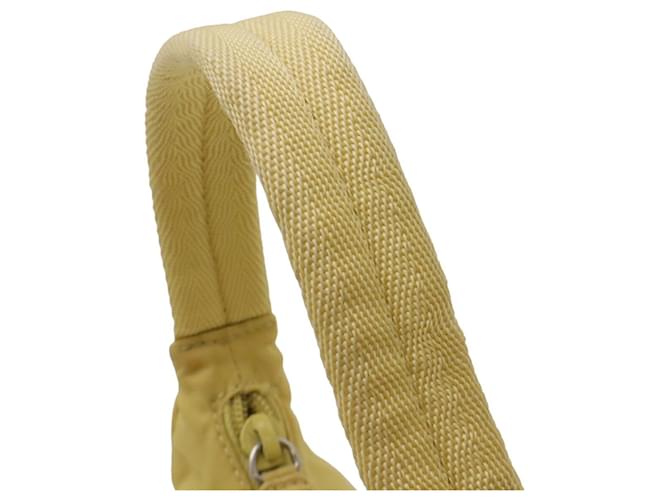 Borsa Pouch Prada Triangle in nylon giallo - vista 7