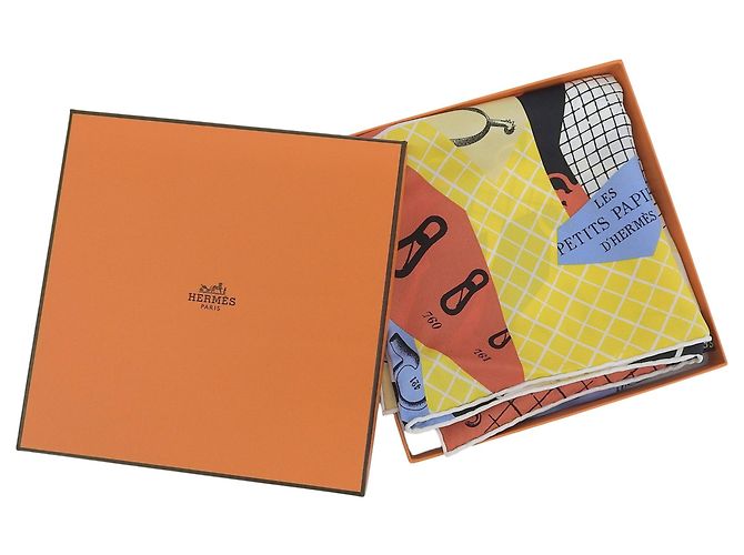 Hermès Hermes Carre 70 Les Petit Papier Sciarpa in seta Multicolore - vista 2