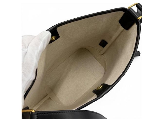 Céline Borsa a tracolla Celine Small Bucket Triomphe Nero Bianco sporco - vista 4