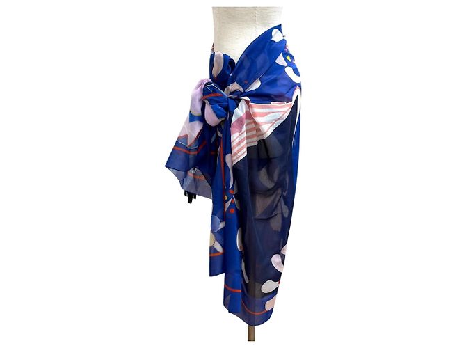 Sciarpa Chanel G19 in misto cotone e seta con motivo floreale blu - vista 4