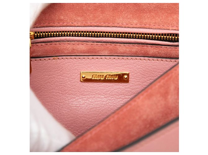 Miu Miu Bolsa transversal em couro de cabra rosa Madras - vista 5