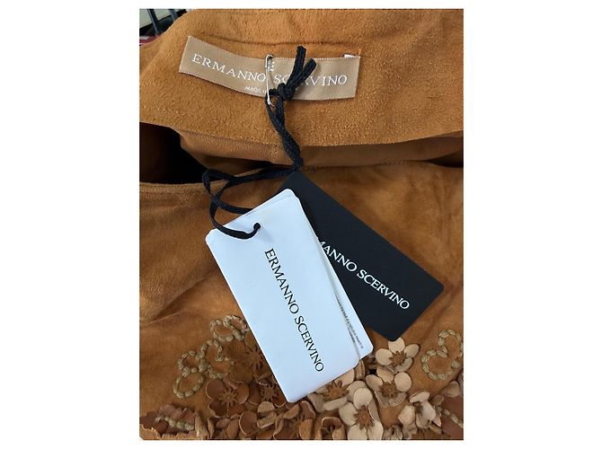 Ermanno Scervino Wildleder-Skort mit Blumenapplikation Braun - Ansicht 4