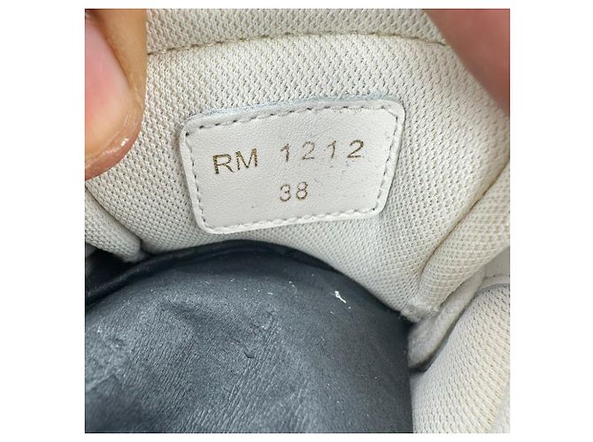 Céline Sneakers Celine con lacci e strap in velcro in pelle bianca Bianco - vista 13