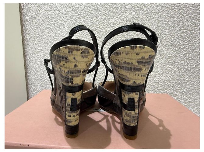 Sandali con zeppa Miu Miu stampa serpente Big Nero Roccia Wedge 37.5 Beige Stampa python - vista 8