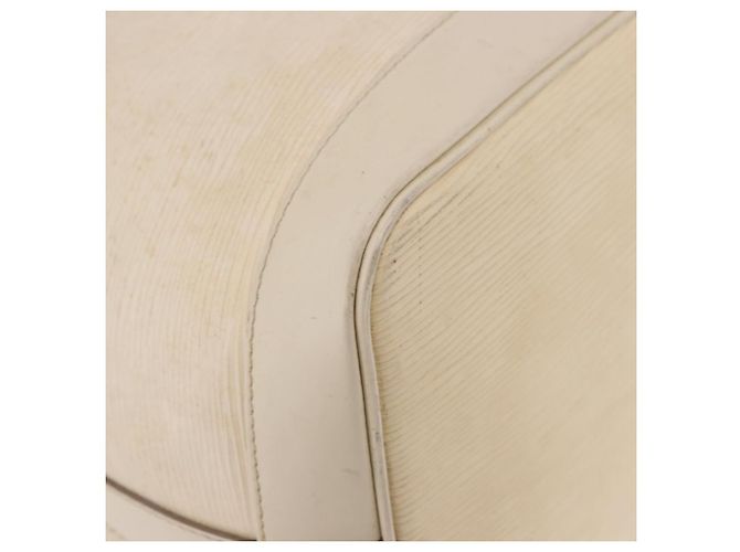 Borsa a Spalla LOUIS VUITTON Epi Petit Noe Bianco Yvoire M4084J LV Auth 191694 - vista 10