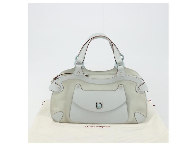 Borsa Salvatore Ferragamo Gancini in pelle e scamosciato azzurro chiaro argento Auth 186612 Blu chiaro - vista 12