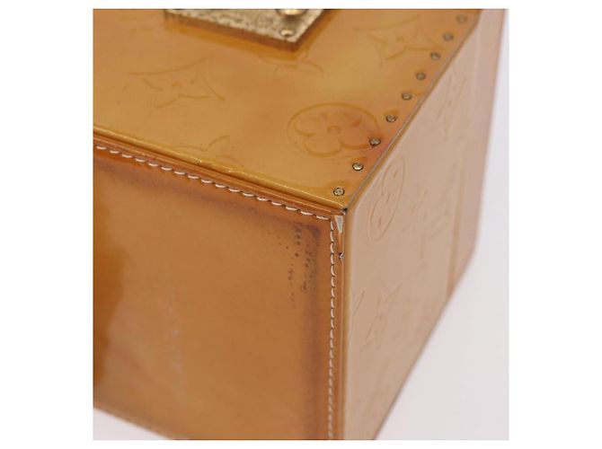 LOUIS VUITTON Vernis Bleecker Cosmetic Pouch Beige M91002 LV Auth BA13925 - vista 16