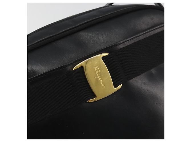 Borsa a Spalla Salvatore Ferragamo Vala Pelle Nera Oro Auth BA13992 Nero D'oro - vista 17
