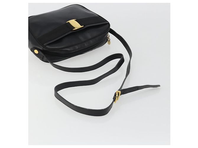 Borsa a Spalla Salvatore Ferragamo Vala Pelle Nera Oro Auth BA13992 Nero D'oro - vista 7