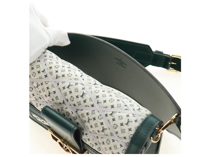 LOUIS VUITTON Monogram Maltage Line Bum Bag Dauphine Green M44724 Auth 189902M Verde Monogramma - vista 14