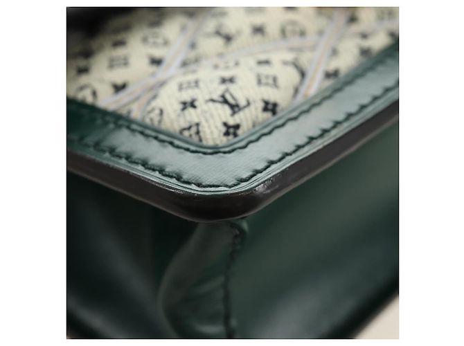 LOUIS VUITTON Monogram Maltage Line Bum Bag Dauphine Green M44724 Auth 189902M Verde Monogramma - vista 20