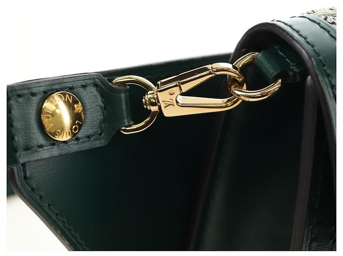 LOUIS VUITTON Monogram Maltage Line Bum Bag Dauphine Green M44724 Auth 189902M Verde Monogramma - vista 24