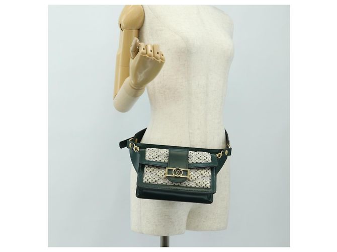 LOUIS VUITTON Monogram Maltage Line Bum Bag Dauphine Green M44724 Auth 189902M Verde Monogramma - vista 35