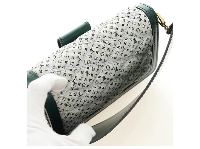 LOUIS VUITTON Monogram Maltage Line Bum Bag Dauphine Green M44724 Auth 189902M Verde Monogramma - vista 6