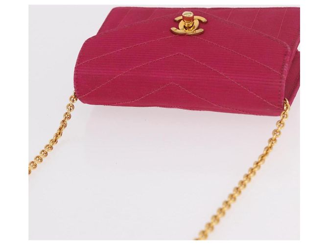 Borsa a tracolla CHANEL V Stitched Chain in raso Rosa e Oro CC Autentica 186601 D'oro - vista 6
