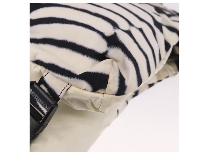 CHANEL Chanel Borsa a Spalla Sportiva Reversibile Zebra Bianca CC Auth BA14015 Bianco Stampa zebra - vista 17