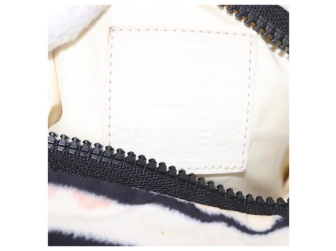 CHANEL Chanel Borsa a Spalla Sportiva Reversibile Zebra Bianca CC Auth BA14015 Bianco Stampa zebra - vista 19