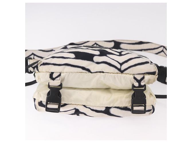 CHANEL Chanel Borsa a Spalla Sportiva Reversibile Zebra Bianca CC Auth BA14015 Bianco Stampa zebra - vista 6