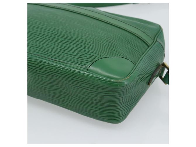 LOUIS VUITTON Epi Trocadero 27 Shoulder Bag Green M52314 LV Auth 186398 Verde - vista 14