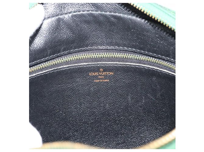 LOUIS VUITTON Epi Trocadero 27 Shoulder Bag Green M52314 LV Auth 186398 Verde - vista 18