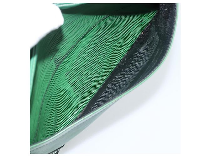 LOUIS VUITTON Epi Trocadero 27 Shoulder Bag Green M52314 LV Auth 186398 Verde - vista 22