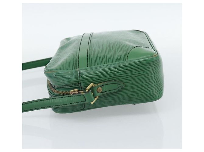 LOUIS VUITTON Epi Trocadero 27 Shoulder Bag Green M52314 LV Auth 186398 Verde - vista 3